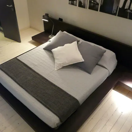 Cavour5 *