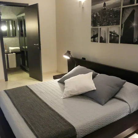 Cavour5 Apartment *